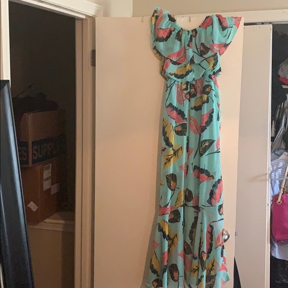 Express long summer dress. - Picture 1 of 2